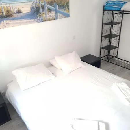 Casa 50 * Lagos